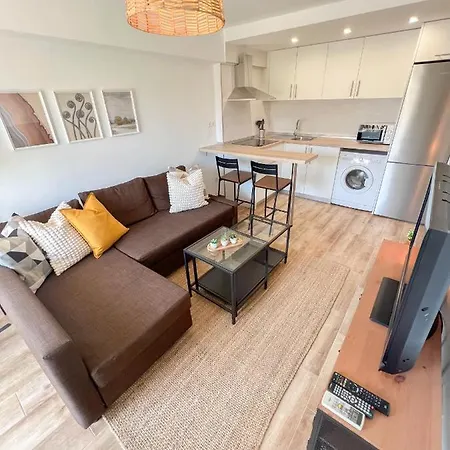 Bright & Cozy Acuario Beach&pool Daire